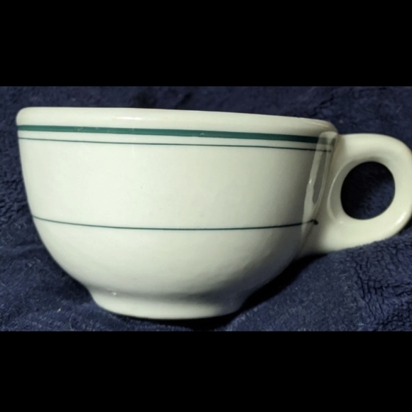 2 vintage coffee shop cups - Picture 1 of 2